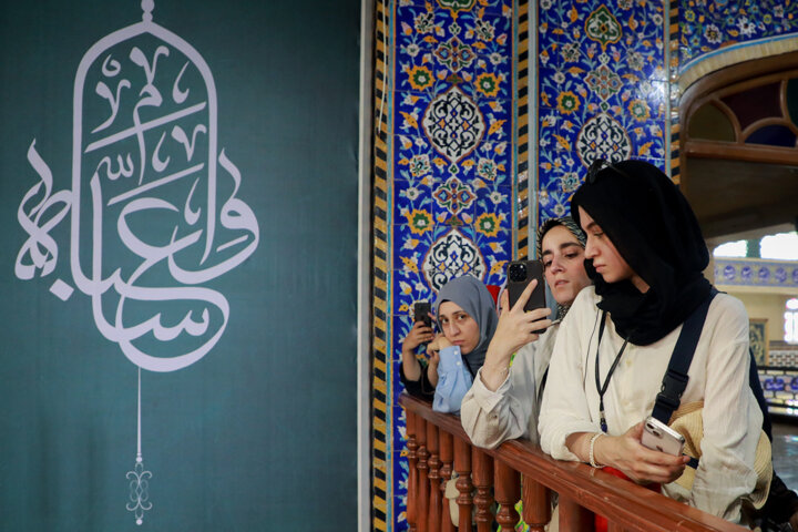 گردشگری معنوی لذت عمیق تری از زندگی به فرد می دهد