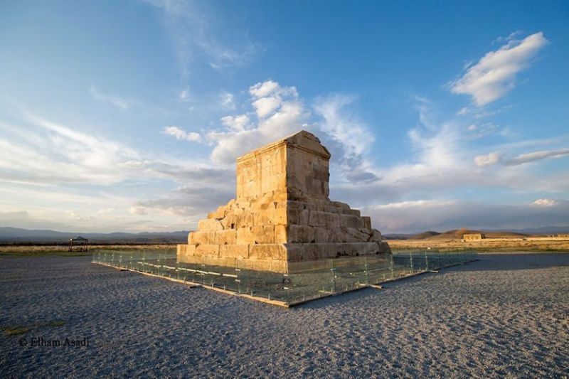 آرامگاه کوروش بزرگ | Tomb of Cyrus the Great