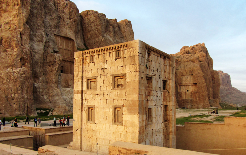 کعبه زرتشت | Cube of Zoroaster