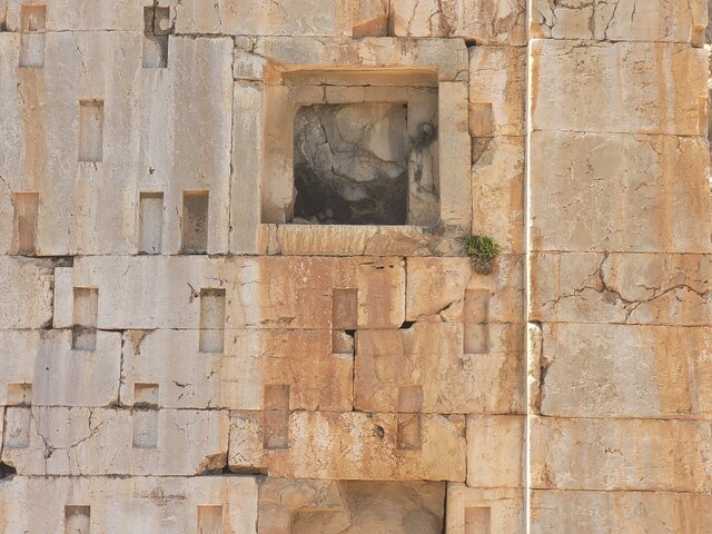 کعبه زرتشت | Cube of Zoroaster