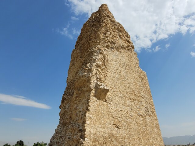 شهر گور (اردشیرخوره یا فیروزآباد قدیم)
